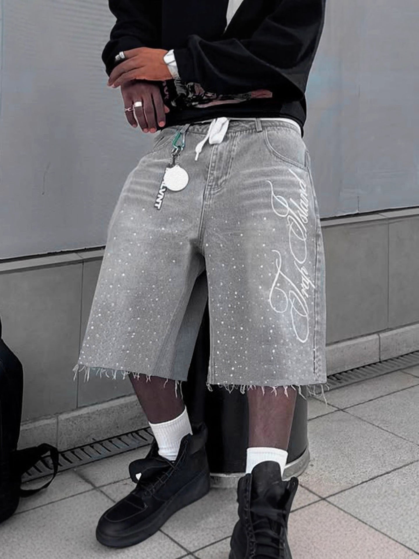 Rhinestone Embroidery Denim Shorts